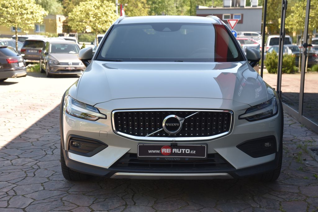 volvo-v60-d4-140-kw-awd - 2