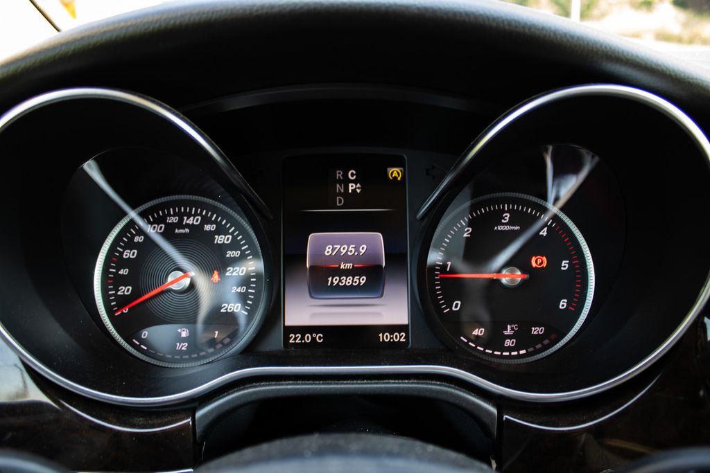 mercedes-benz-tridy-v - 9
