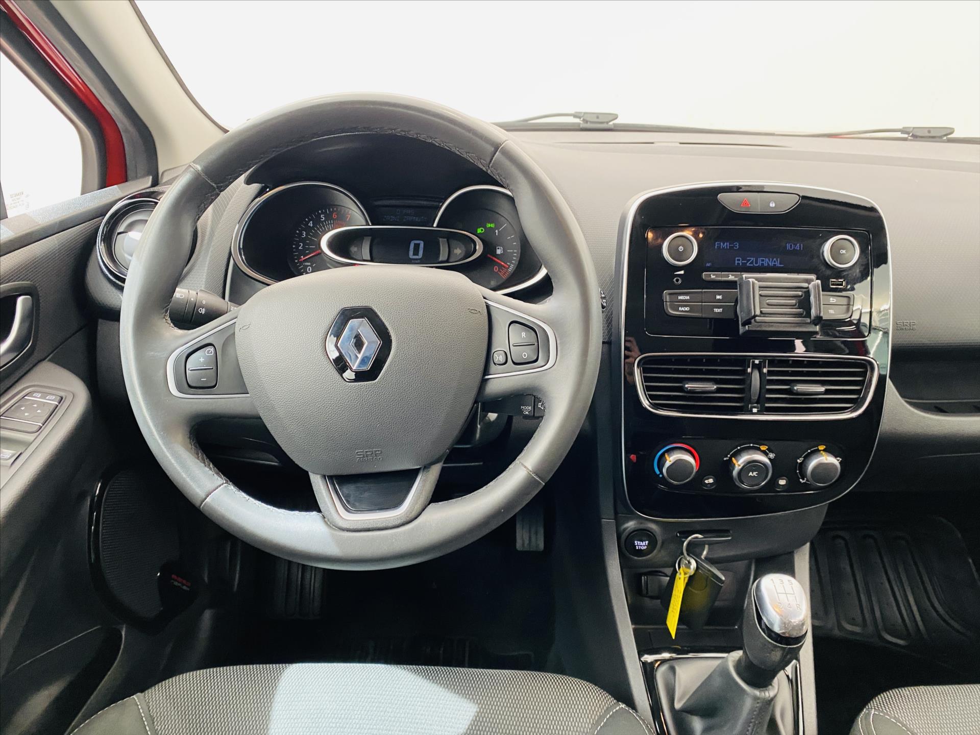 renault-clio-0-9-tce-66kw - 9