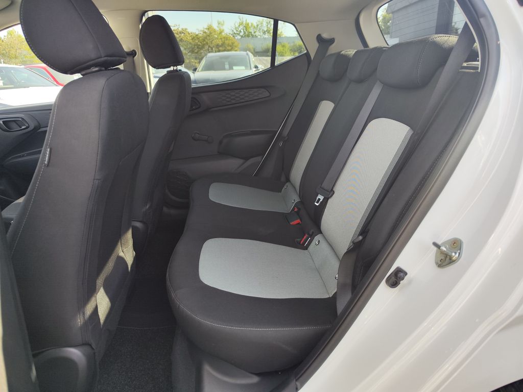 hyundai-i10-1-0i-49kw-comfort-amt - 9