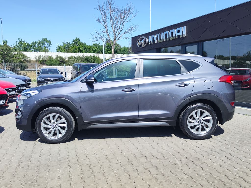 hyundai-tucson-2-0-crdi-100kw-style-dct-4x4 - 7