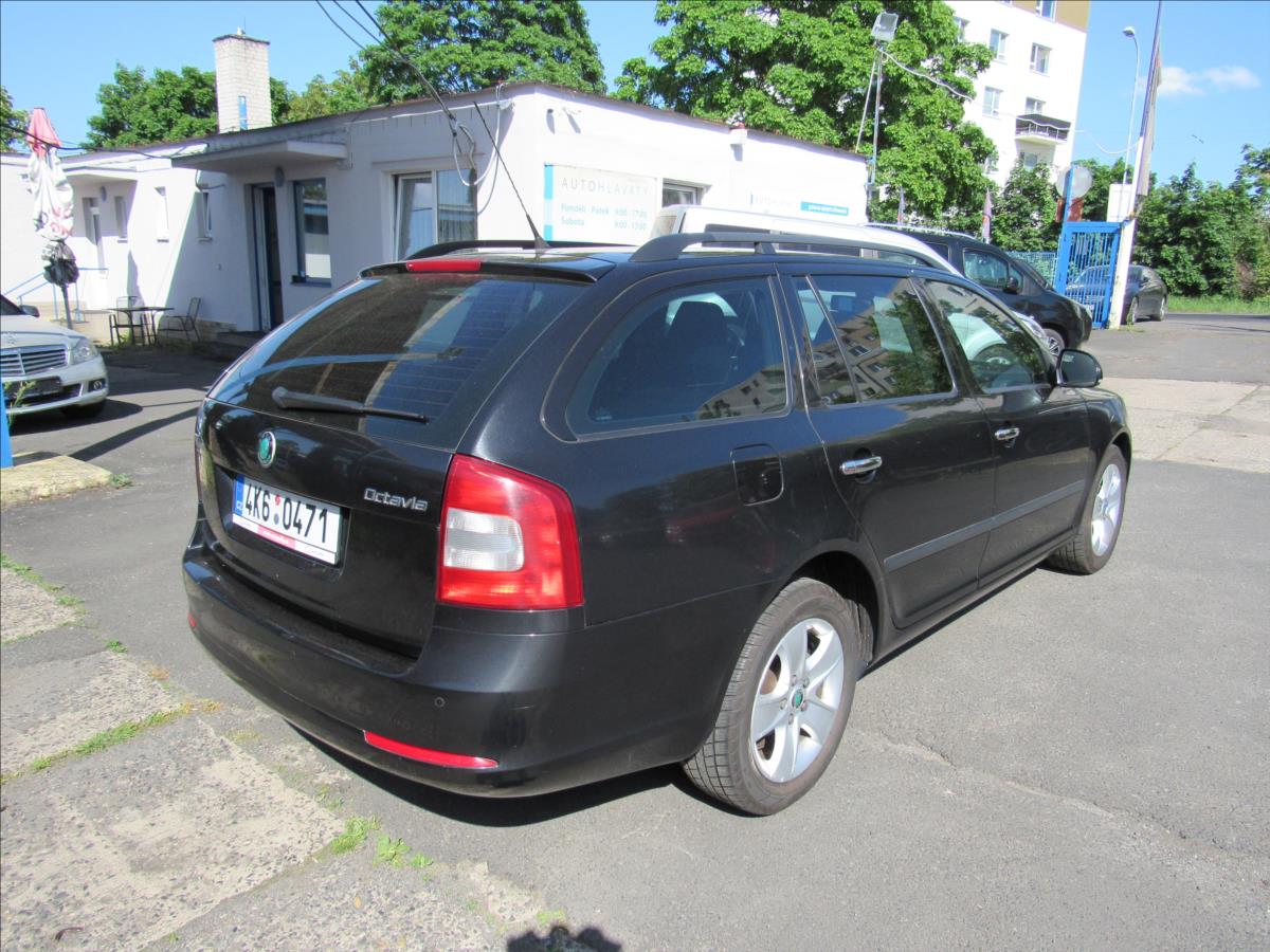 skoda-octavia-1-6-tdi-77kw-combi - 5