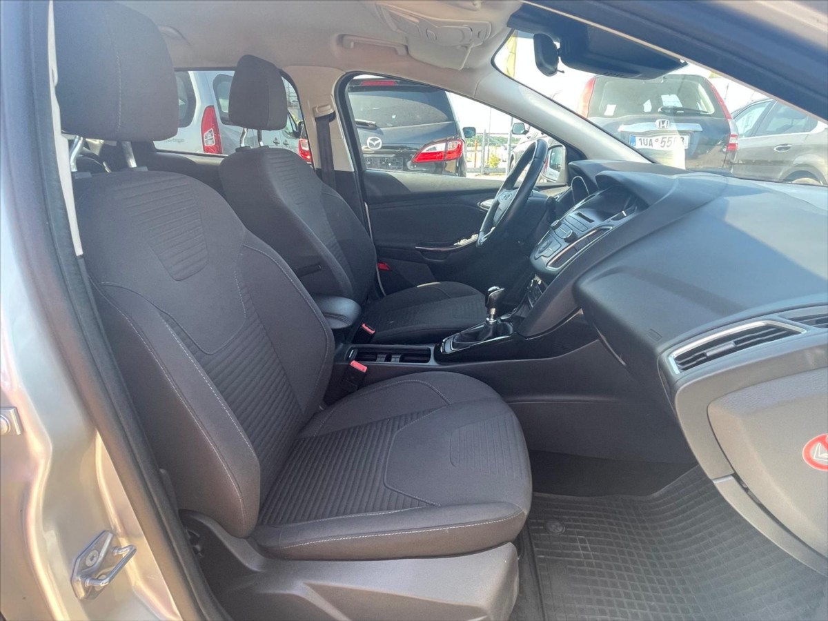 ford-focus-1-5-tdci - 9
