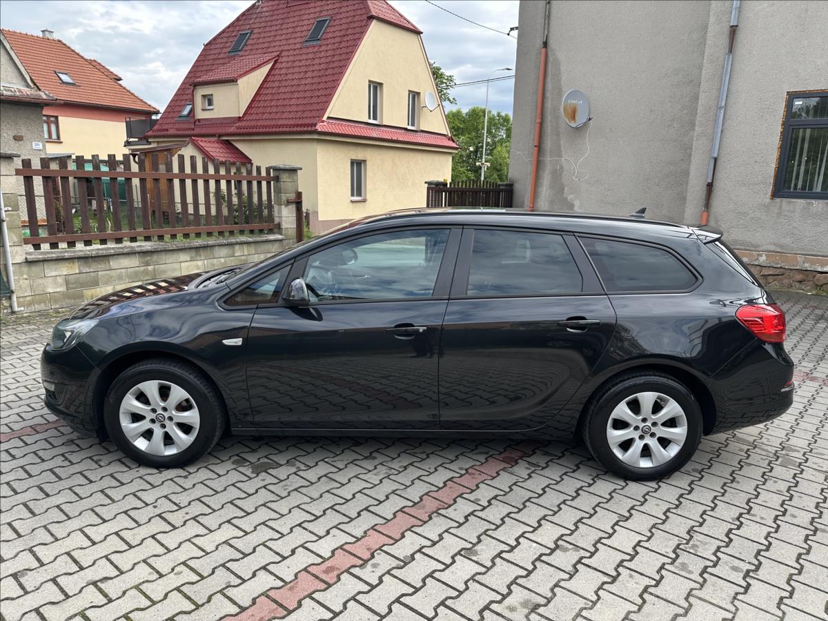 opel-astra-1-4-turbo-sport - 7