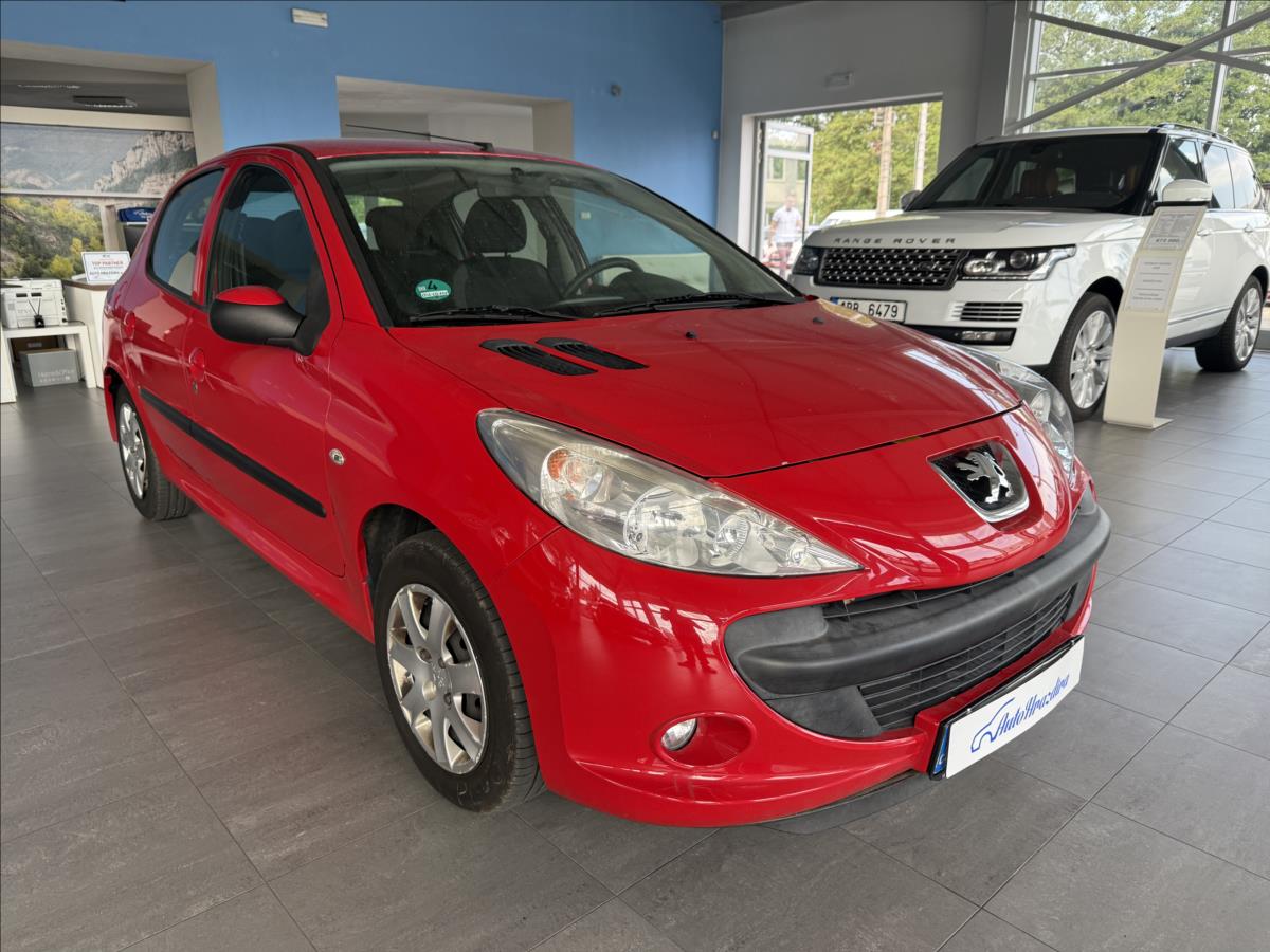 Peugeot 206 1,1   SERVISNÍ KNÍŽKA,1.MAJITEL