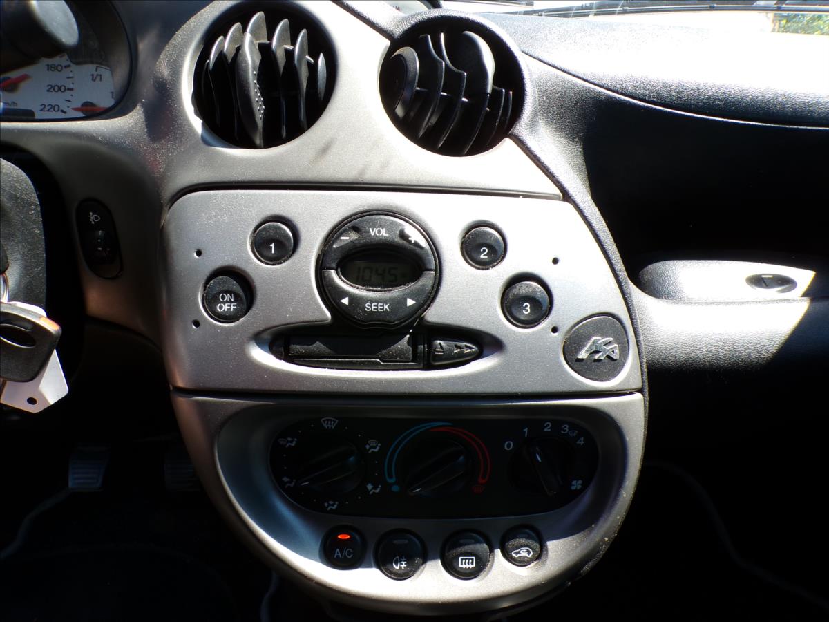 ford-ka-1-3-i-klima-posilovac-rizeni - 7