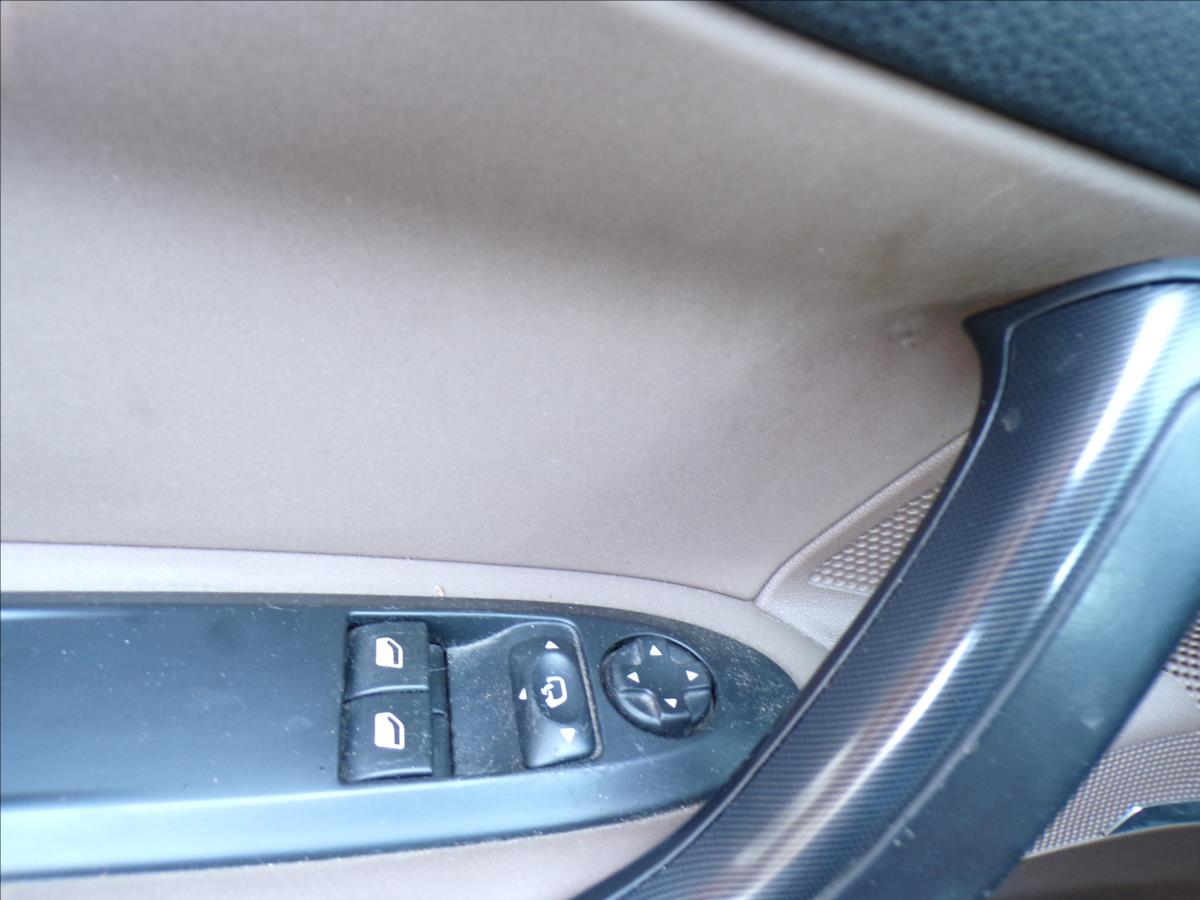 citroen-ds4-1-6-thp200 - 9