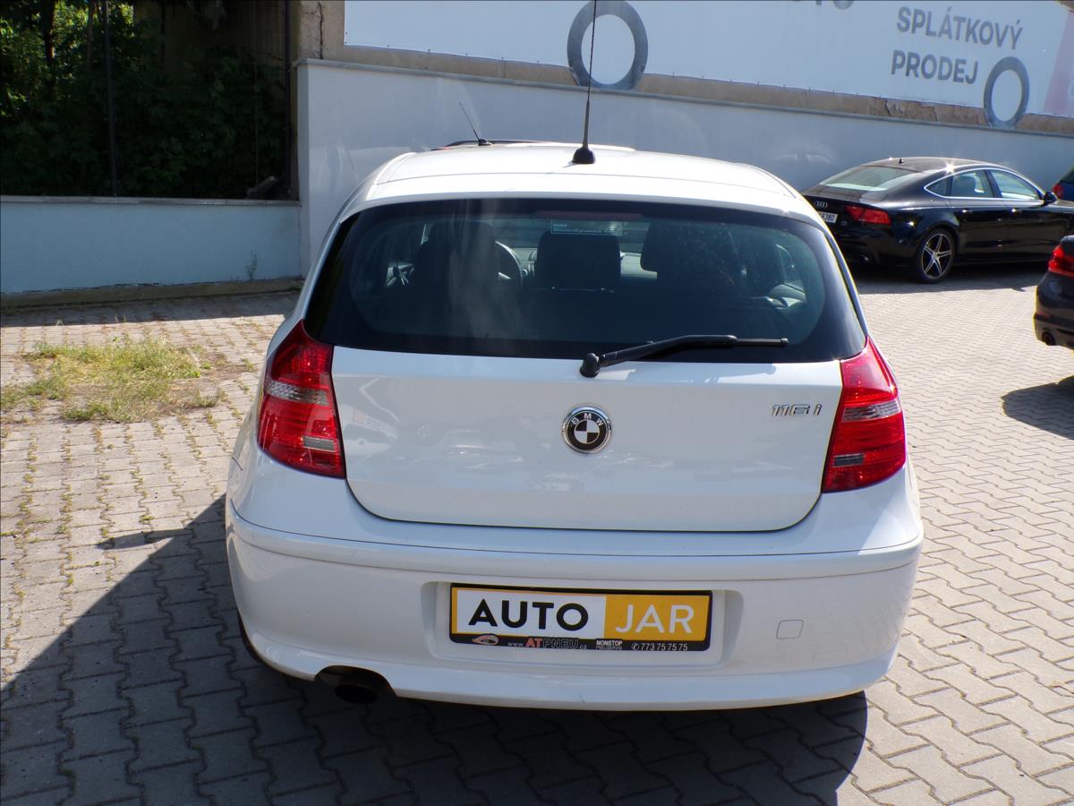 bmw-rada-1-1-6-116i-klimatizace - 4