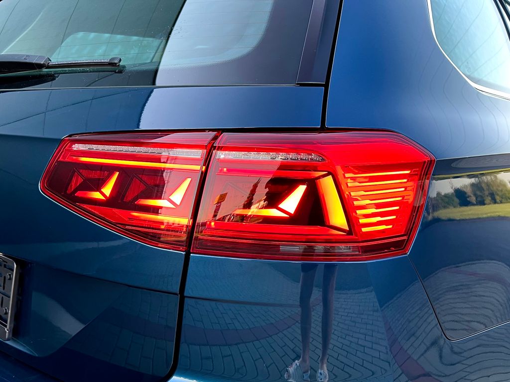 volkswagen-passat-2-0-tdi-el-tazne-kamera - 9