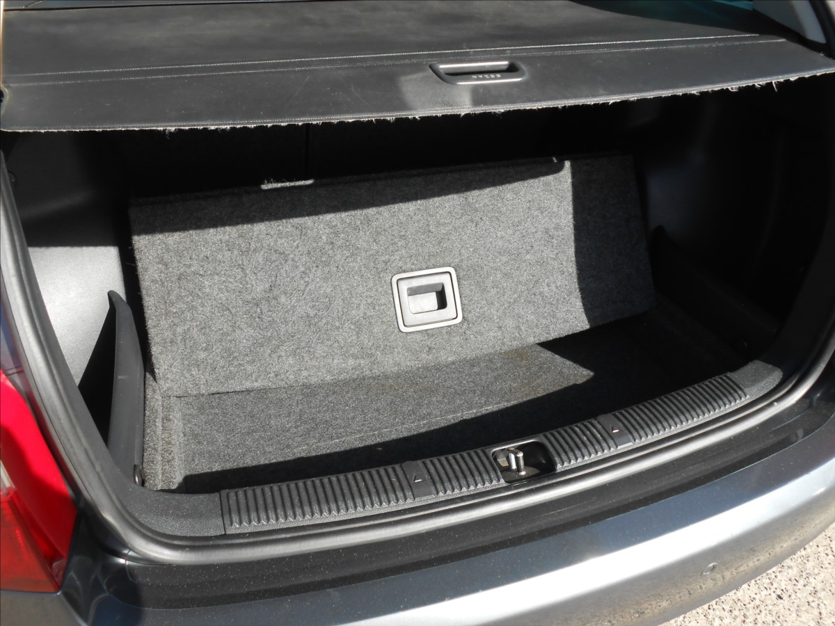 skoda-fabia-1-4-63-kw-klima-historie - 8