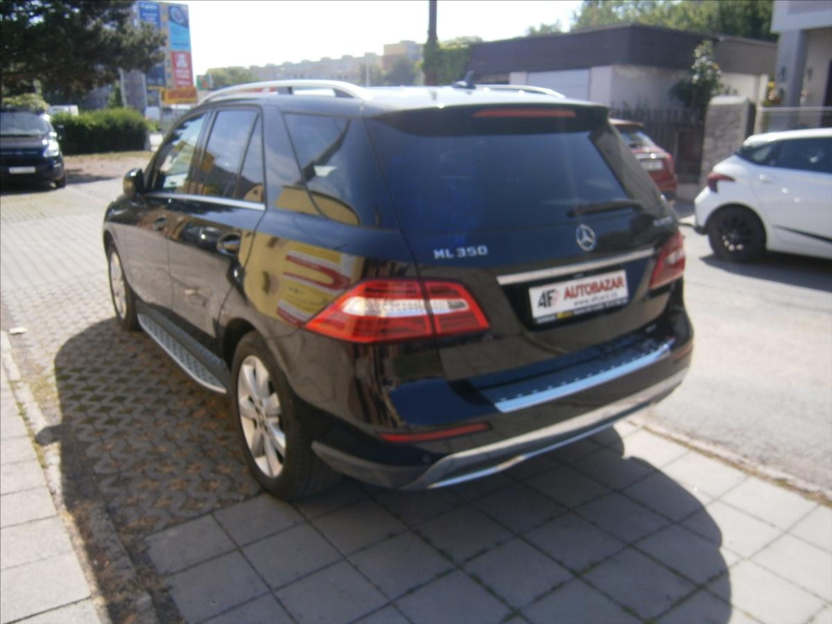 mercedes-benz-tridy-m-3-0-350-cdi-4-matic - 3
