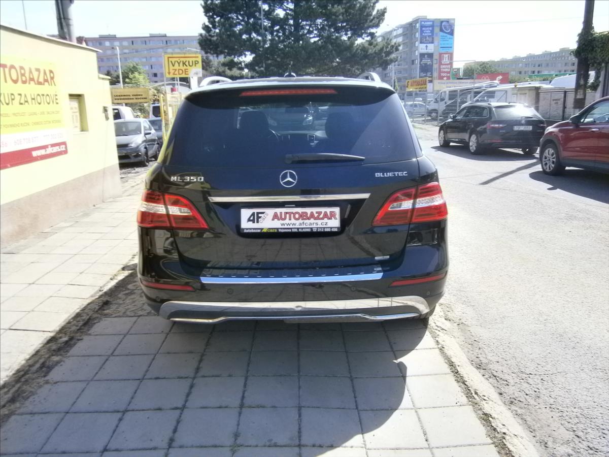 mercedes-benz-tridy-m-3-0-350-cdi-4-matic - 4
