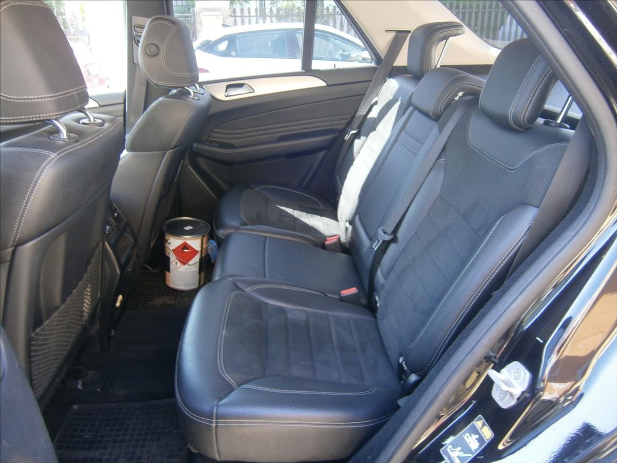 mercedes-benz-tridy-m-3-0-350-cdi-4-matic - 8