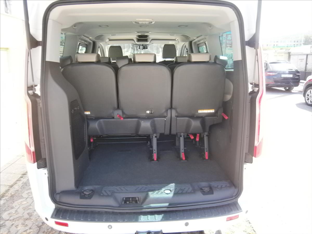 ford-tourneo-custom-2-2-tdci-titanium-8-mist-klima - 5
