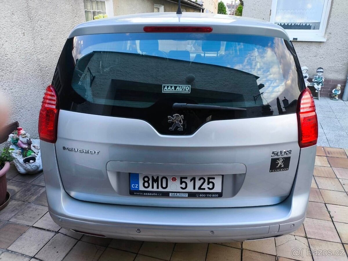 peugeot-5008-1-6-r-vyr-2010-nafta-hdi - 4