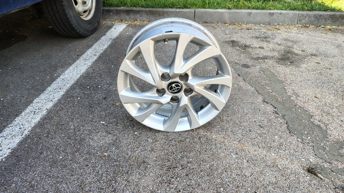 toyota-corolla-1-6-benzin - 1