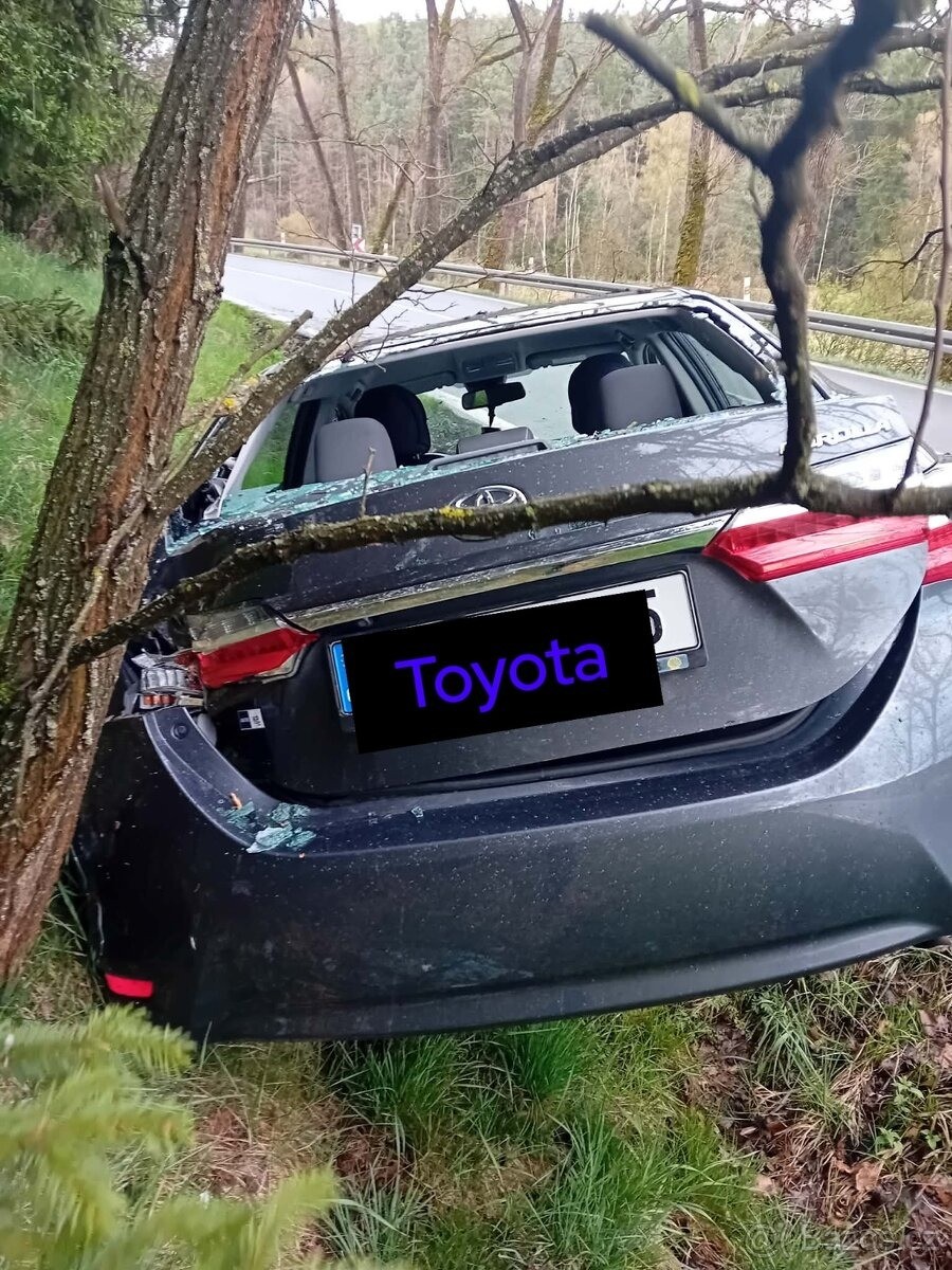 toyota-corolla-1-6-benzin - 2