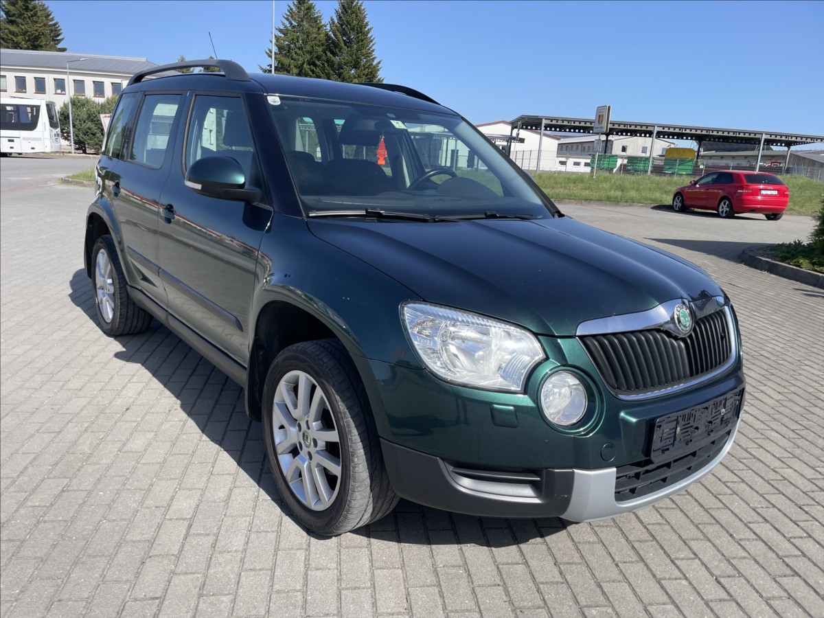 skoda-yeti-1-2-tsi-77kw-klima-tazne-po-stk - 5