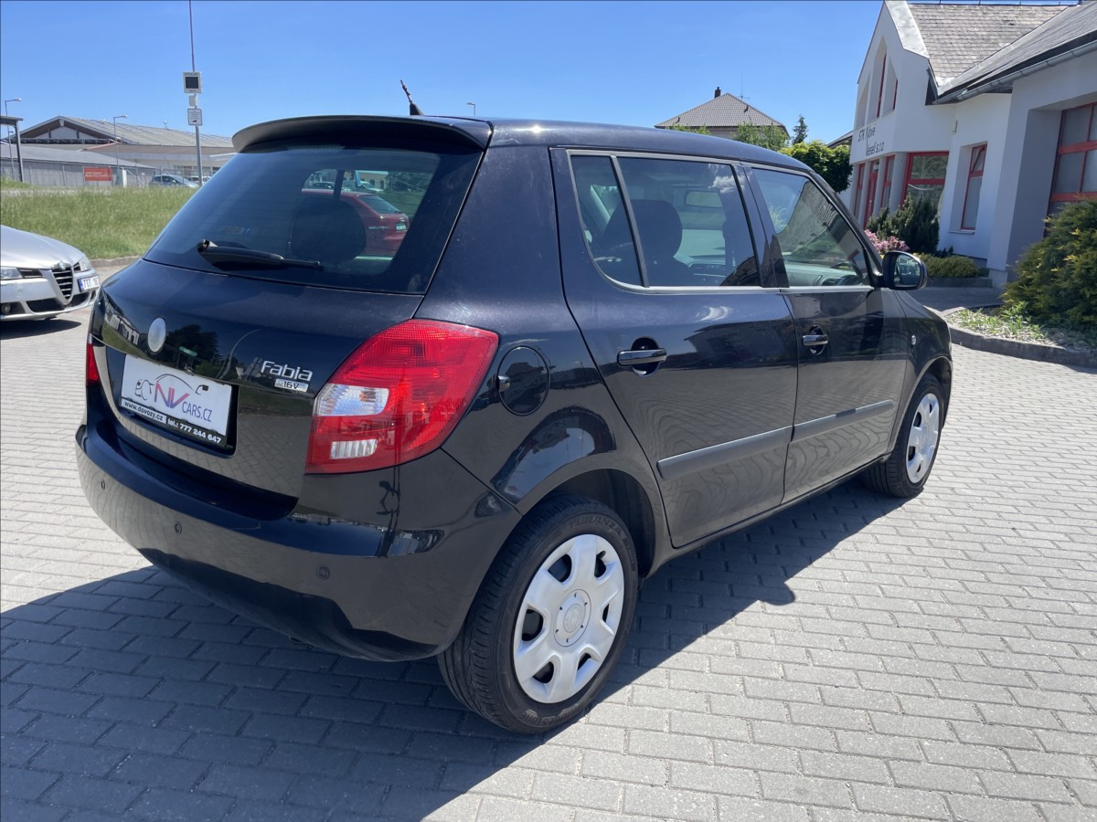 skoda-fabia-1-4-i-14v-sport-klima-esp-serviska - 3