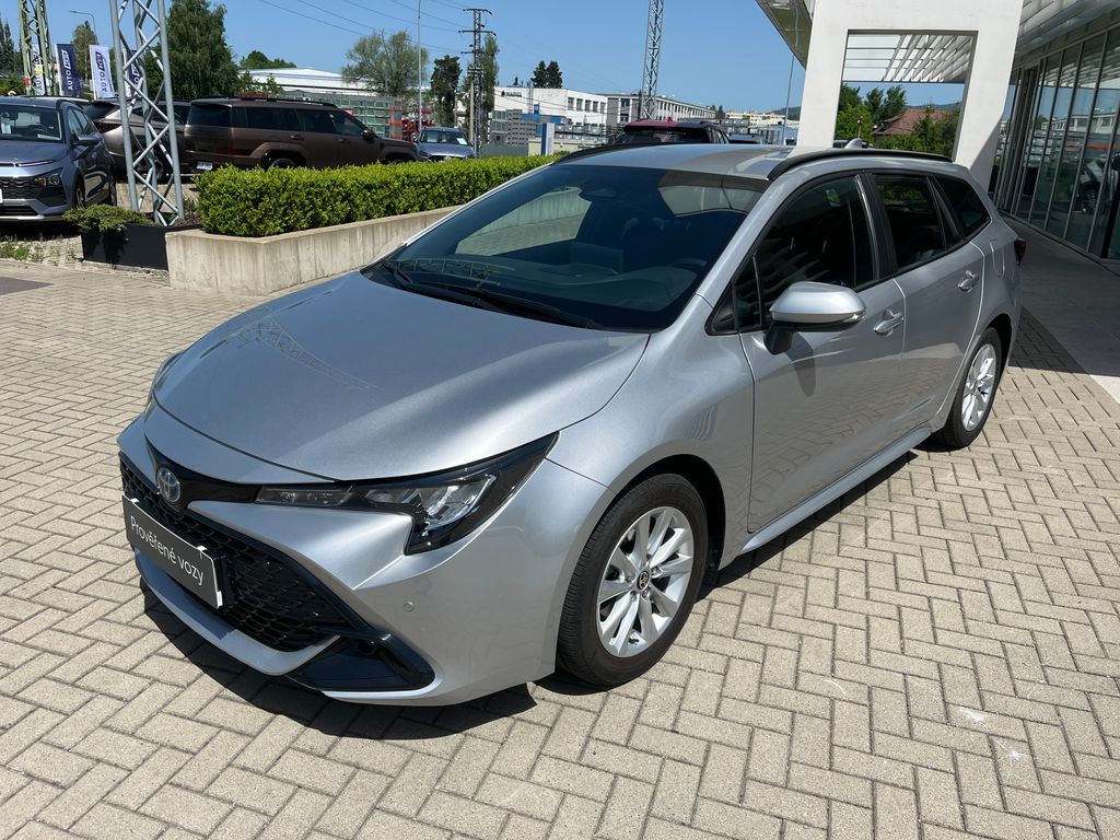 toyota-corolla-1-8-hybrid-comfort-tech-ts - 1