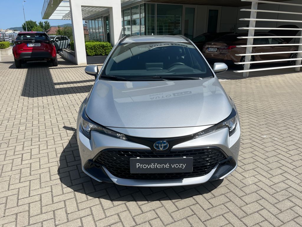 toyota-corolla-1-8-hybrid-comfort-tech-ts - 8