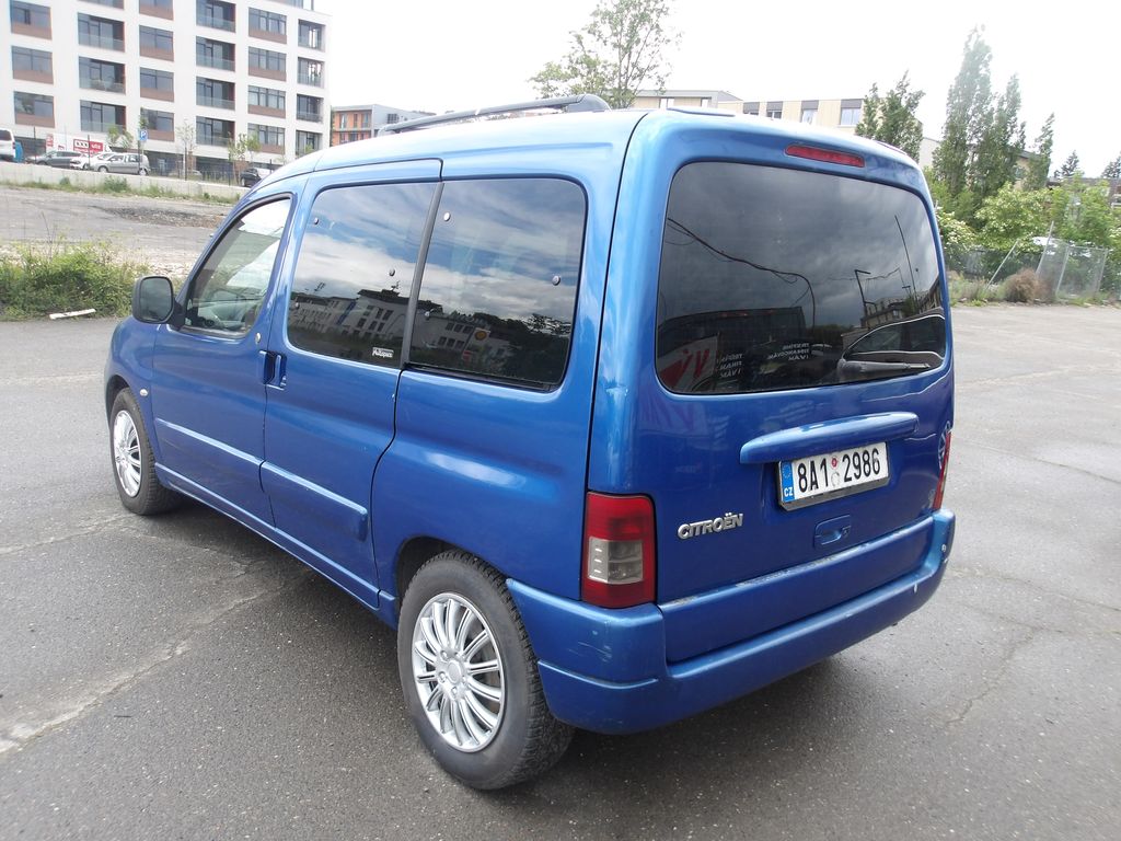 citroen-berlingo-1-6hdi-2xsoupacky - 9