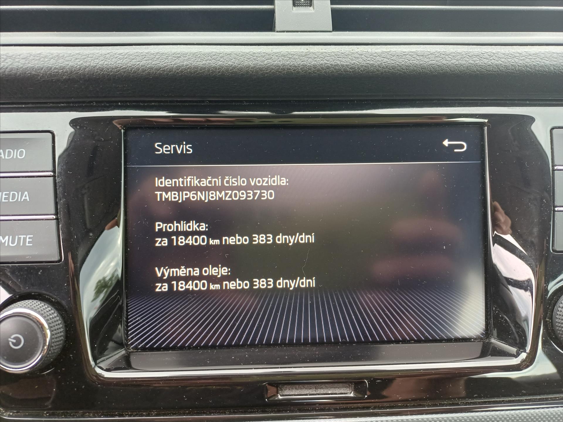 skoda-fabia-1-0-tsi-70kw-active - 5