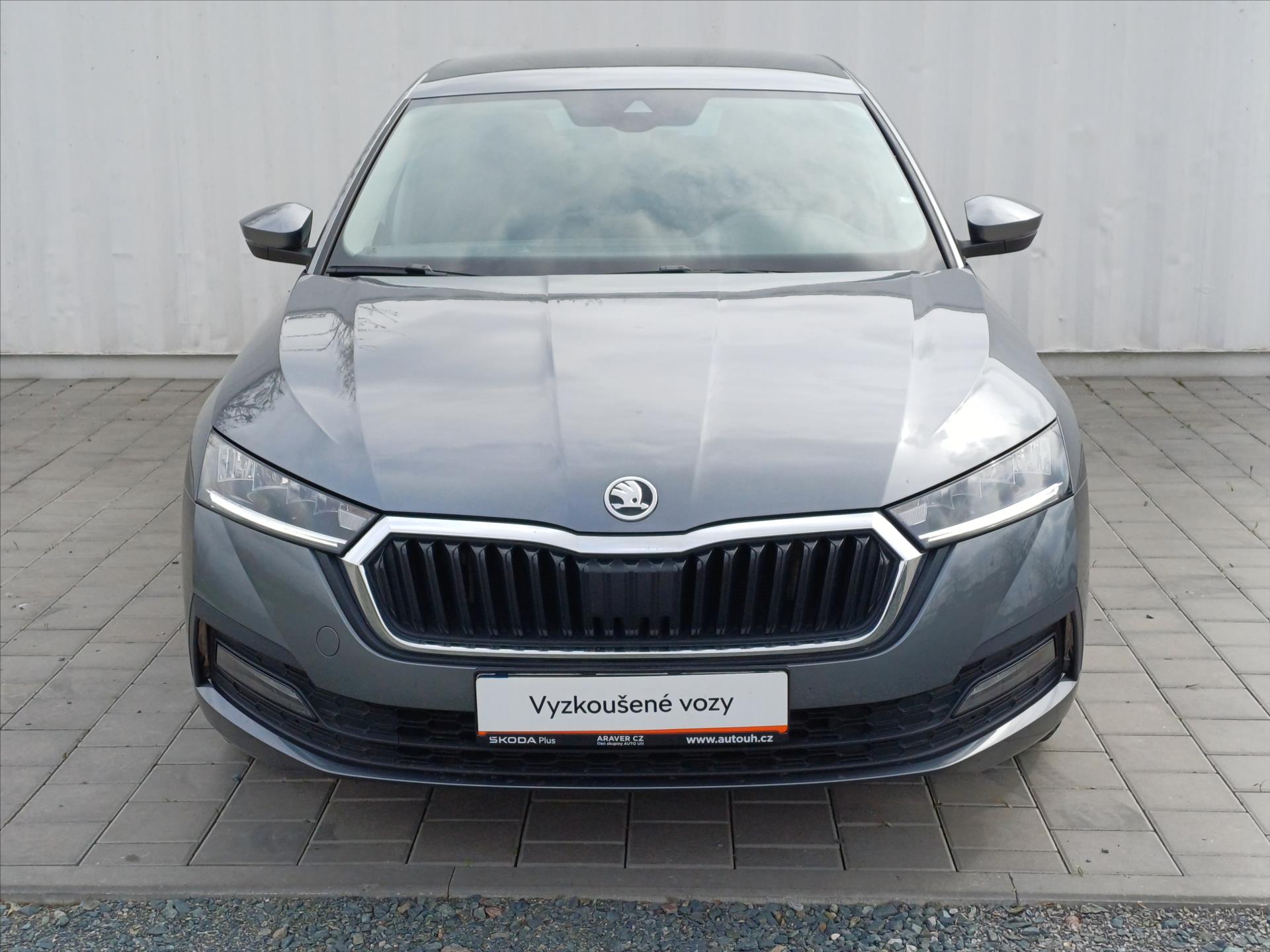 skoda-octavia-1-5-tsi-110kw-ambition - 1