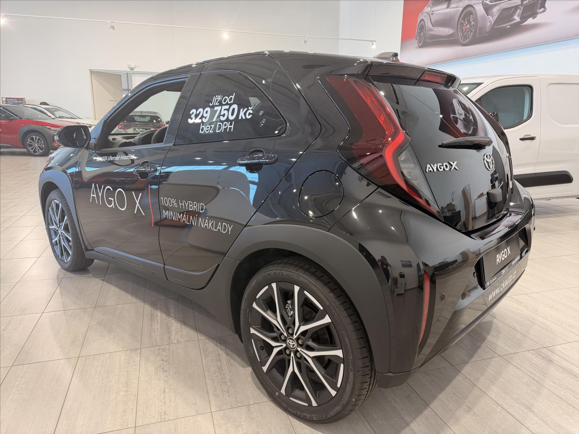 toyota-aygo-1-5-gr-sport-hybrid-116k - 2