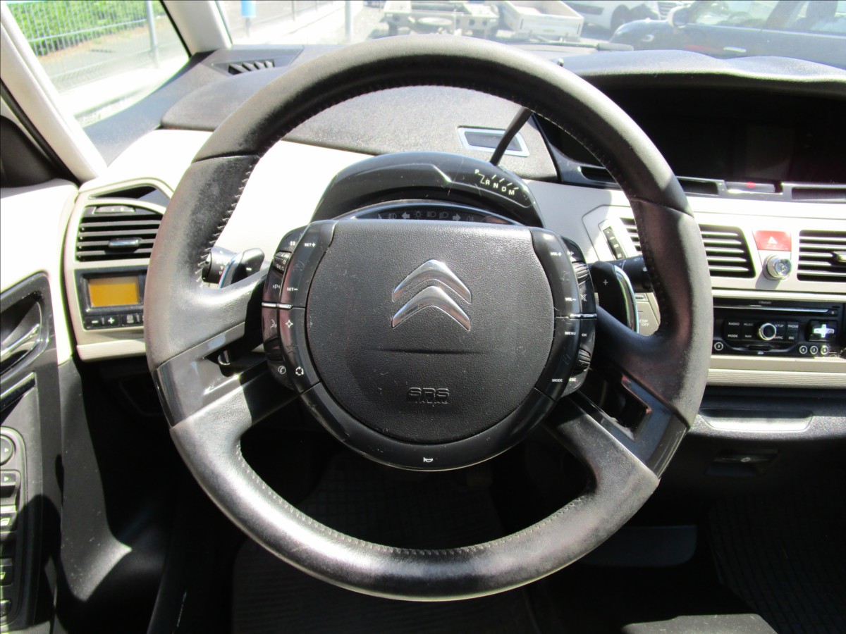 citroen-c4-picasso-2-0hdi-exclussive-automat - 7