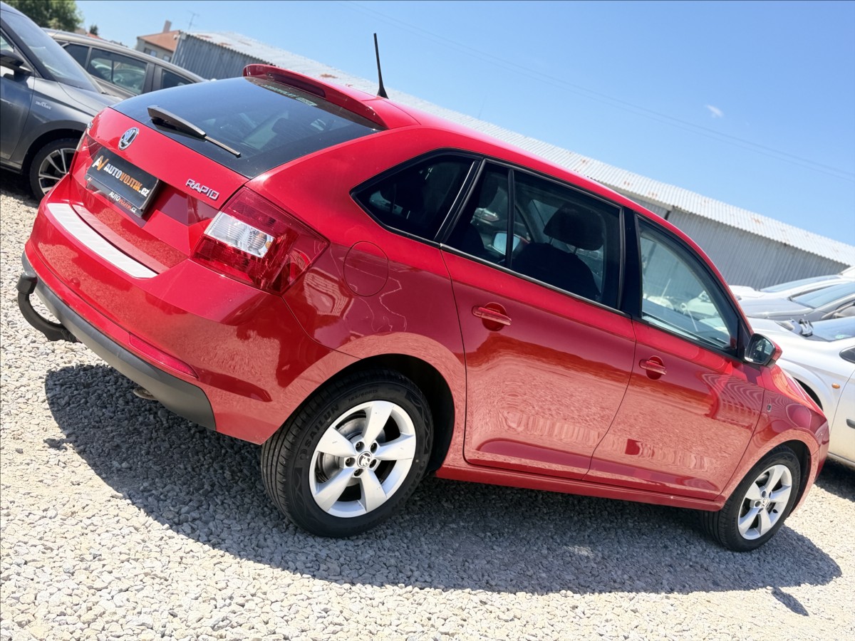 skoda-rapid-1-2-tsi-klima-tazne-nove-pneu - 4