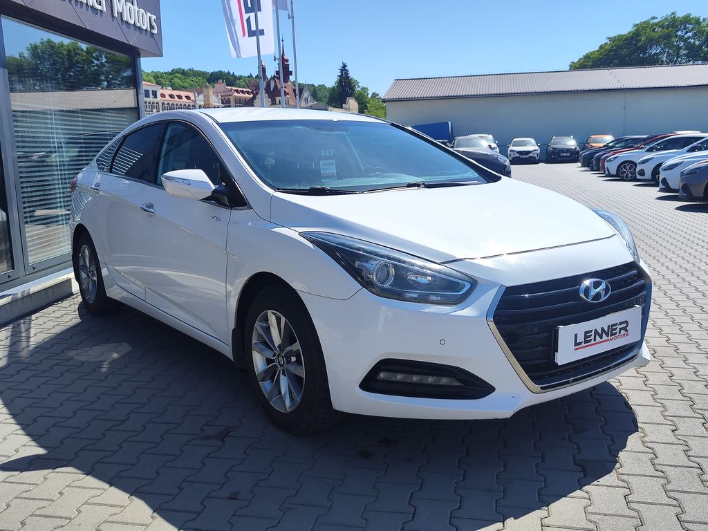 hyundai-i40-1-7-crdi-85kw-experience - 2