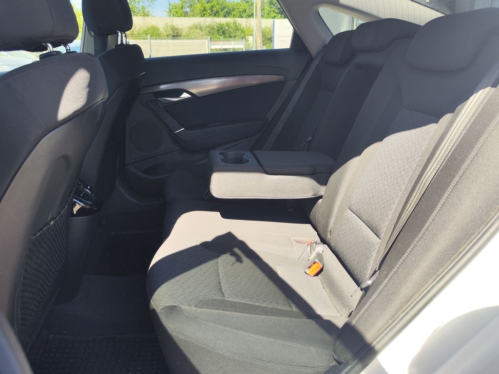 hyundai-i40-1-7-crdi-85kw-experience - 9