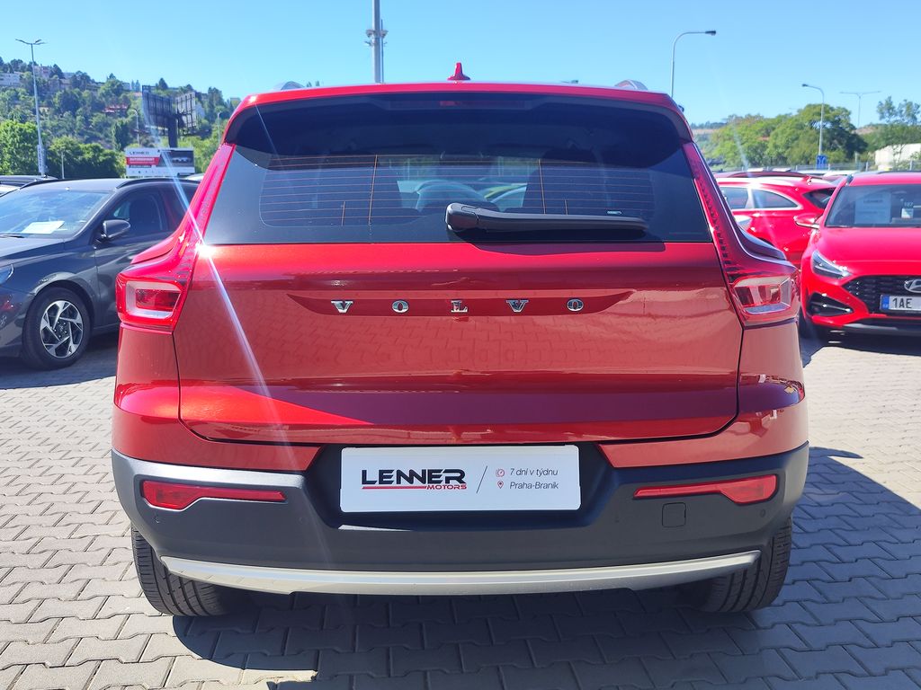 volvo-xc40-d3-2-0d-momentum-pro-at - 5