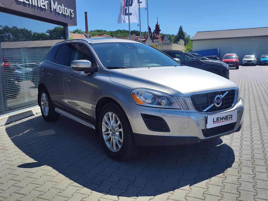 volvo-xc60-d5-2-4d-158kw-summum-awd - 2