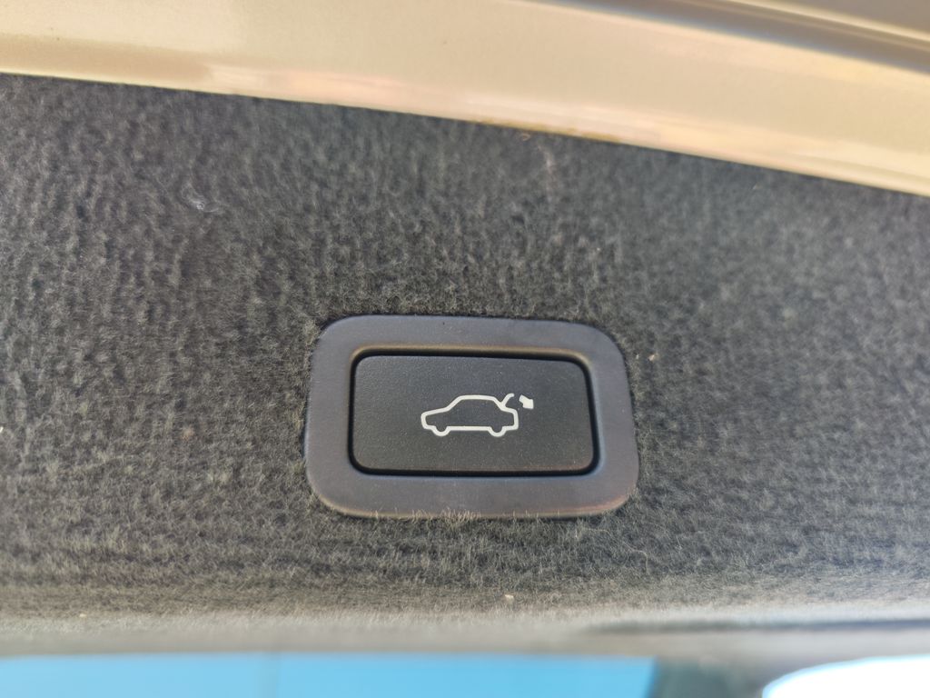 volvo-xc60-d5-2-4d-158kw-summum-awd - 9