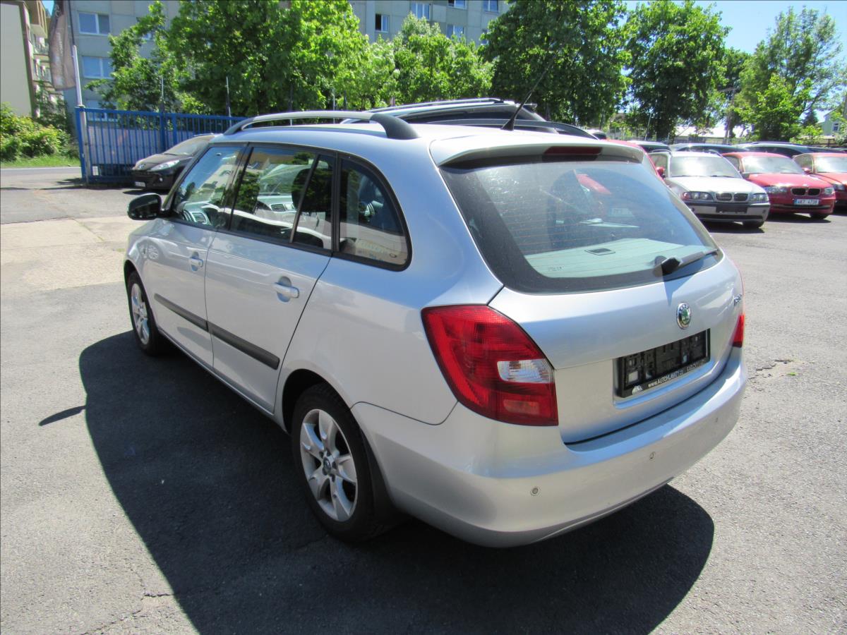 skoda-fabia-1-9-tdi-77kw-elegance - 3