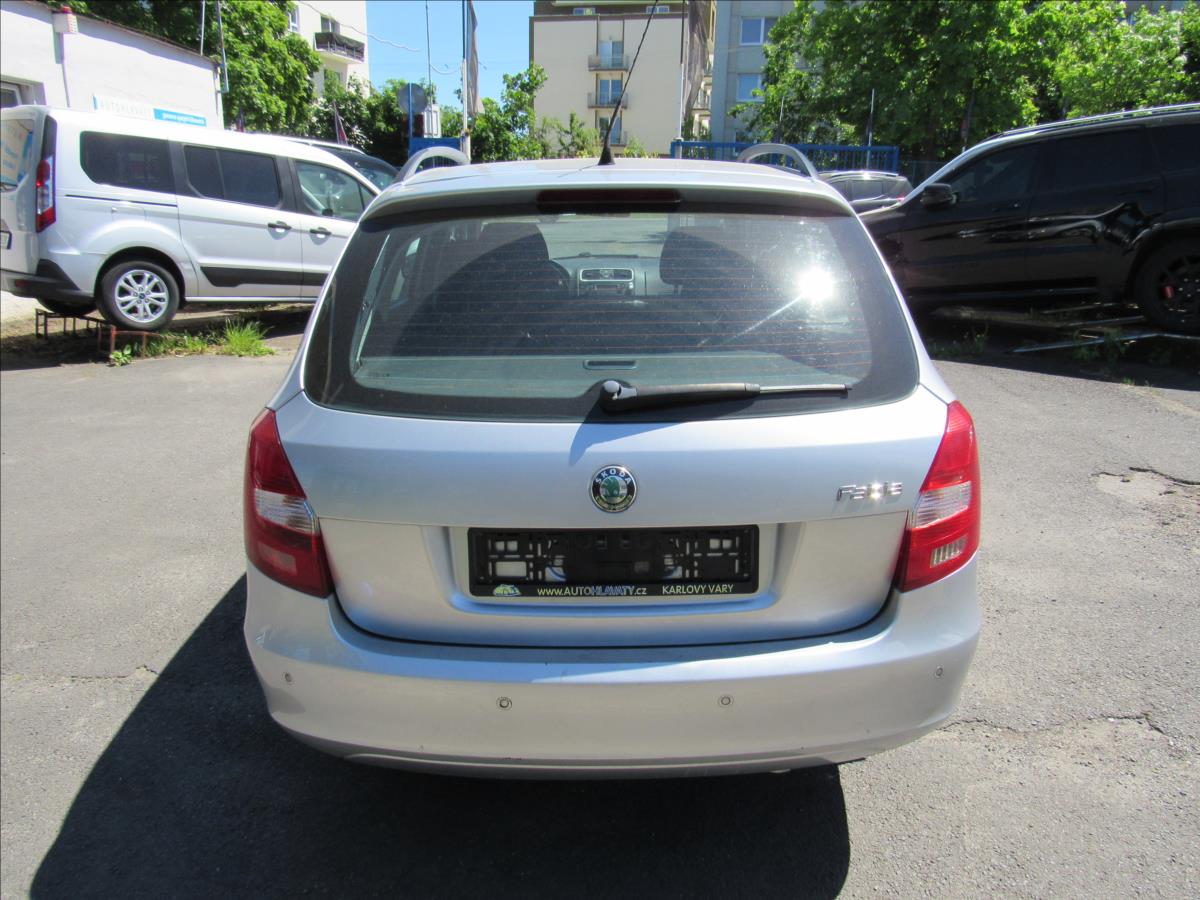 skoda-fabia-1-9-tdi-77kw-elegance - 4
