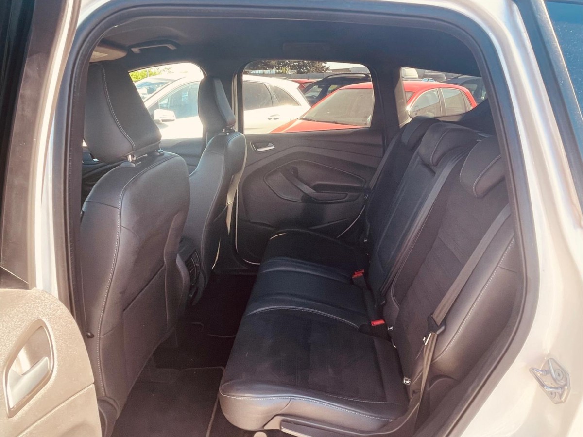 ford-kuga-2-0-tdci-st-line-automat-4x4 - 8