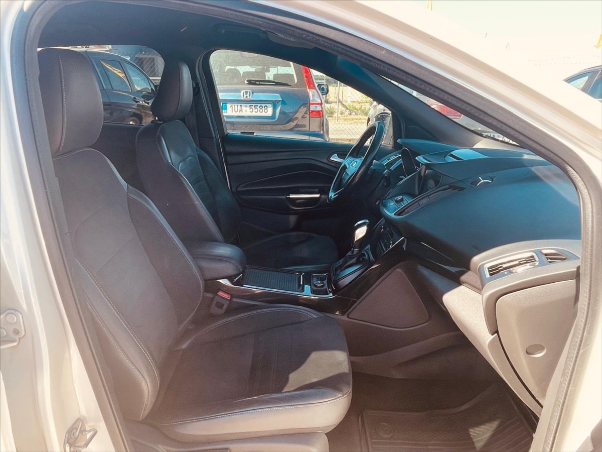ford-kuga-2-0-tdci-st-line-automat-4x4 - 9