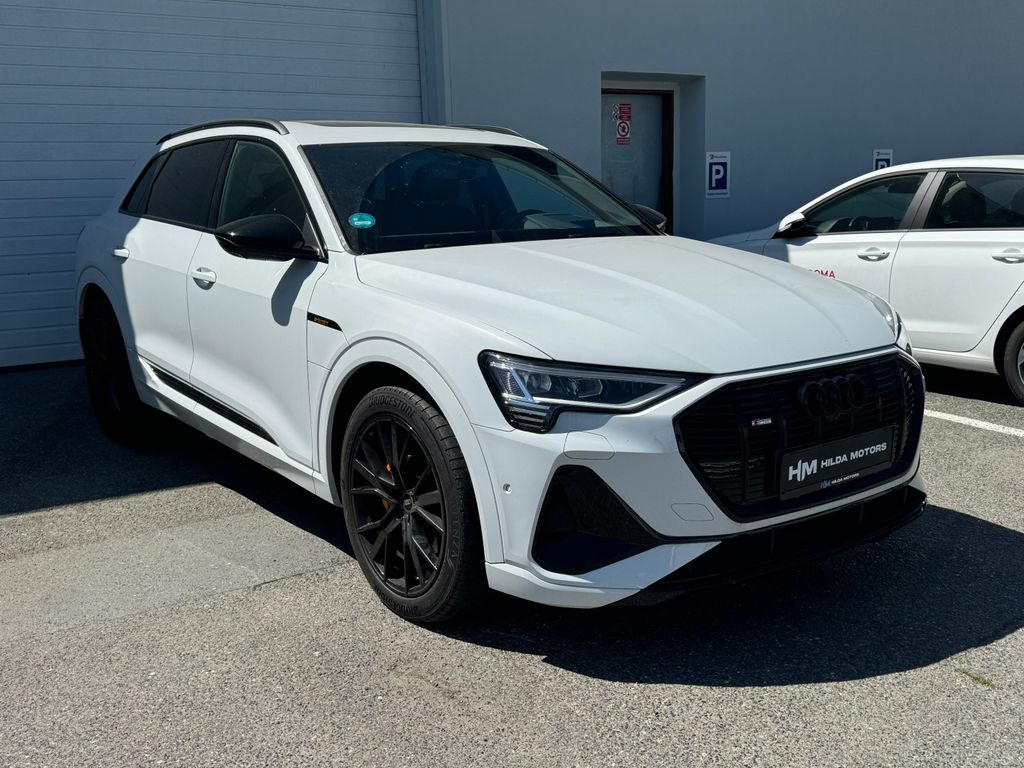 audi-e-tron-55-300kw-s-line-black-edition-tazne - 1