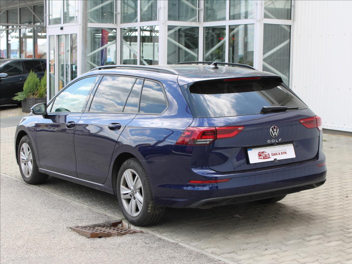 volkswagen-golf-1-5-tsi-evo-96kw-m6-1-maj-cz - 3
