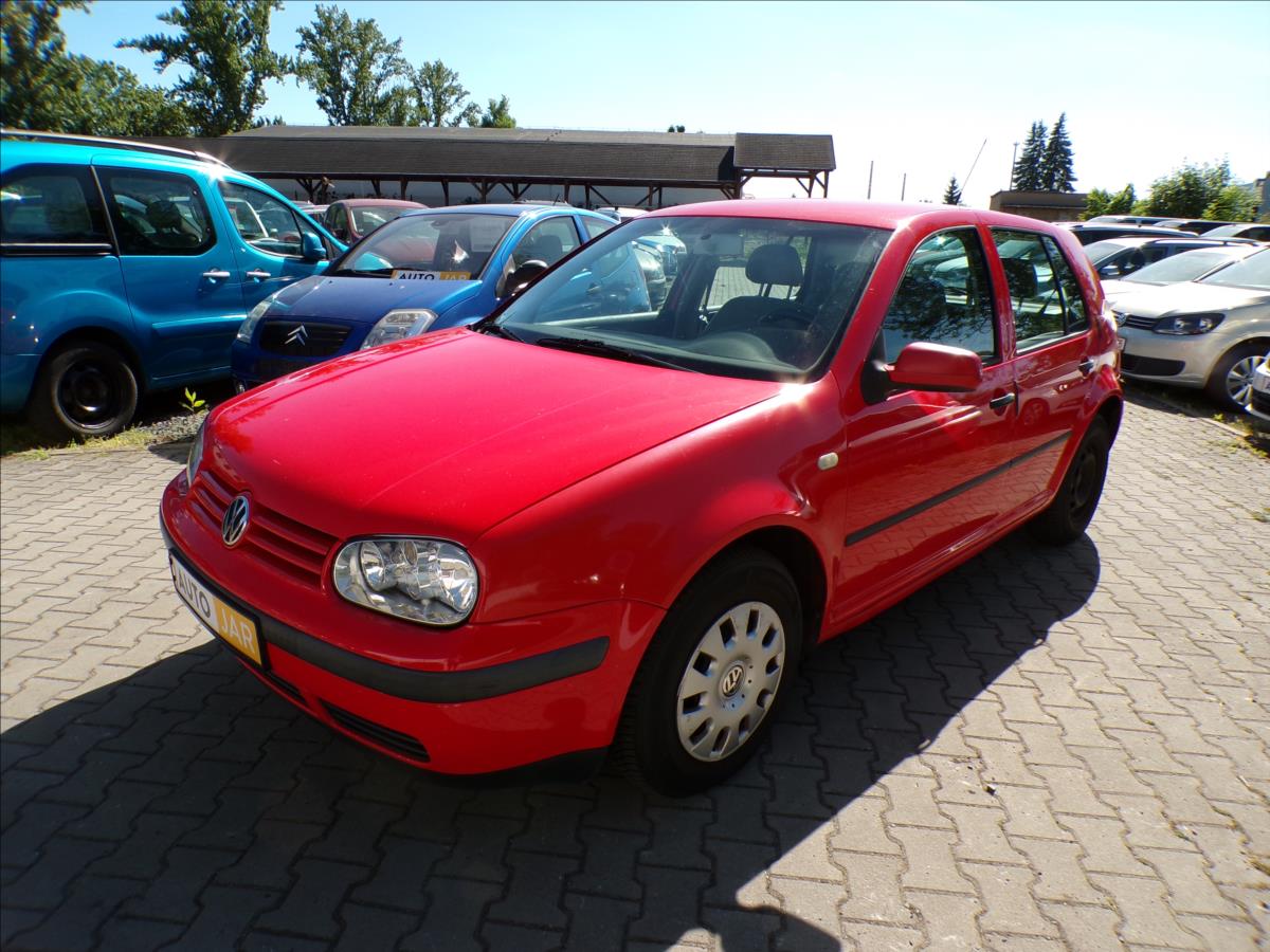 volkswagen-golf-1-4-16v-tazne-zarizeni-kamera - 1