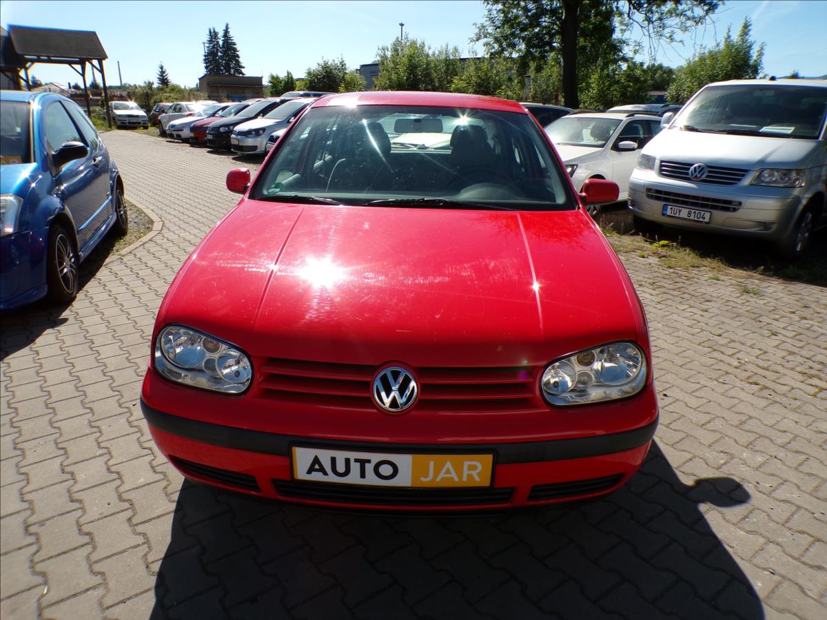 volkswagen-golf-1-4-16v-tazne-zarizeni-kamera - 2