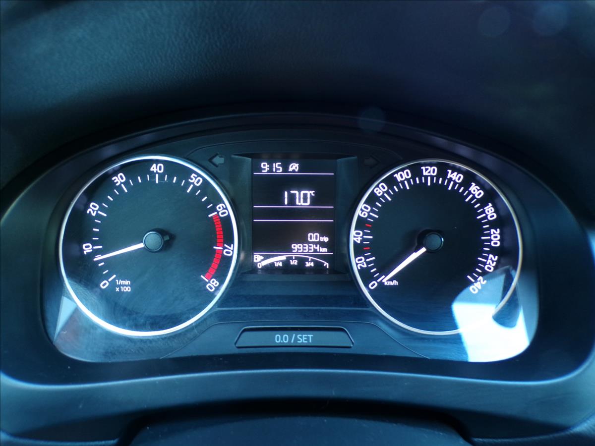 skoda-rapid-1-2-tsi - 6