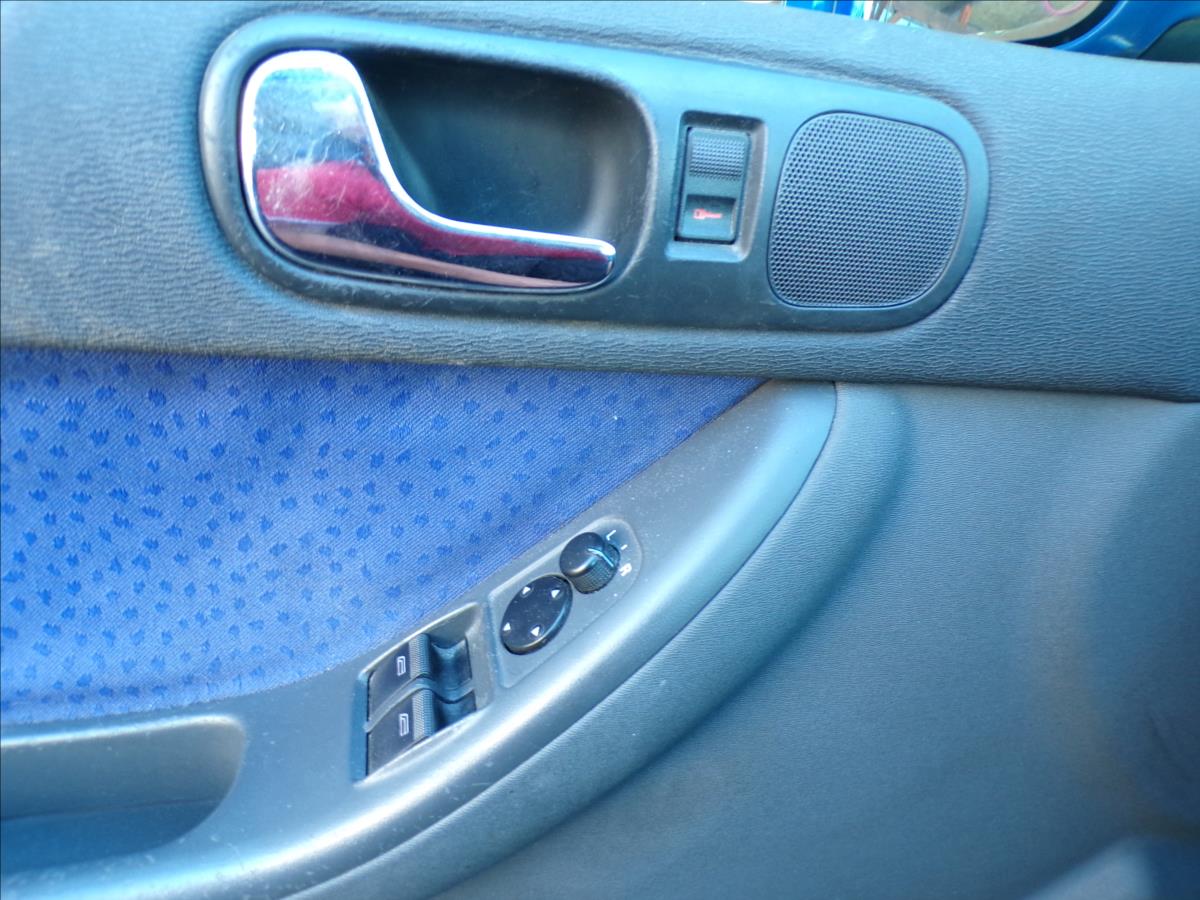 audi-a3-1-6-i-alu-kola - 7