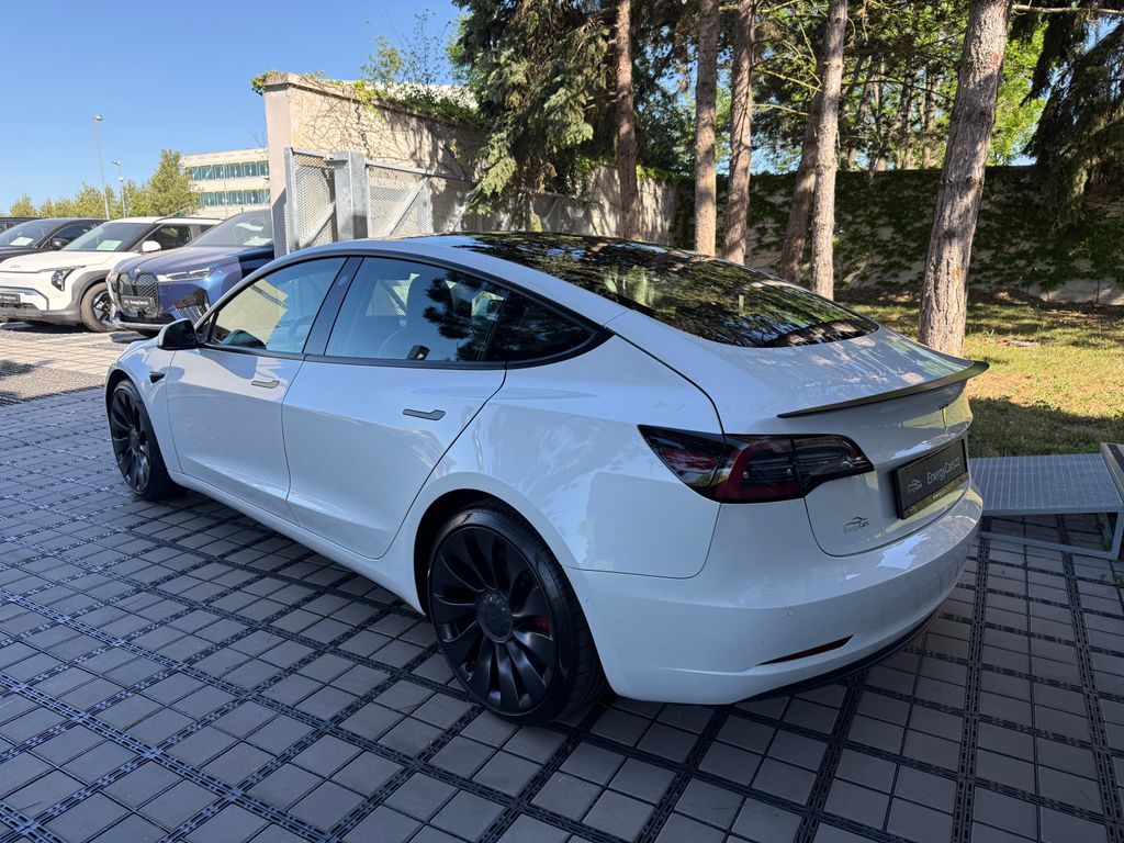 tesla-model-3-performance-82-kwh - 2