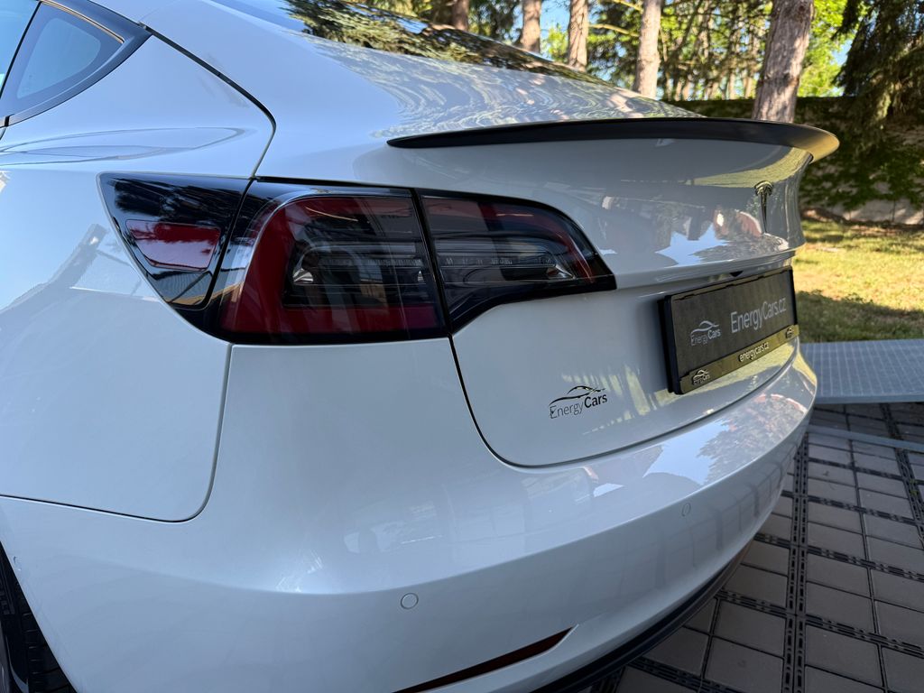 tesla-model-3-performance-82-kwh - 6
