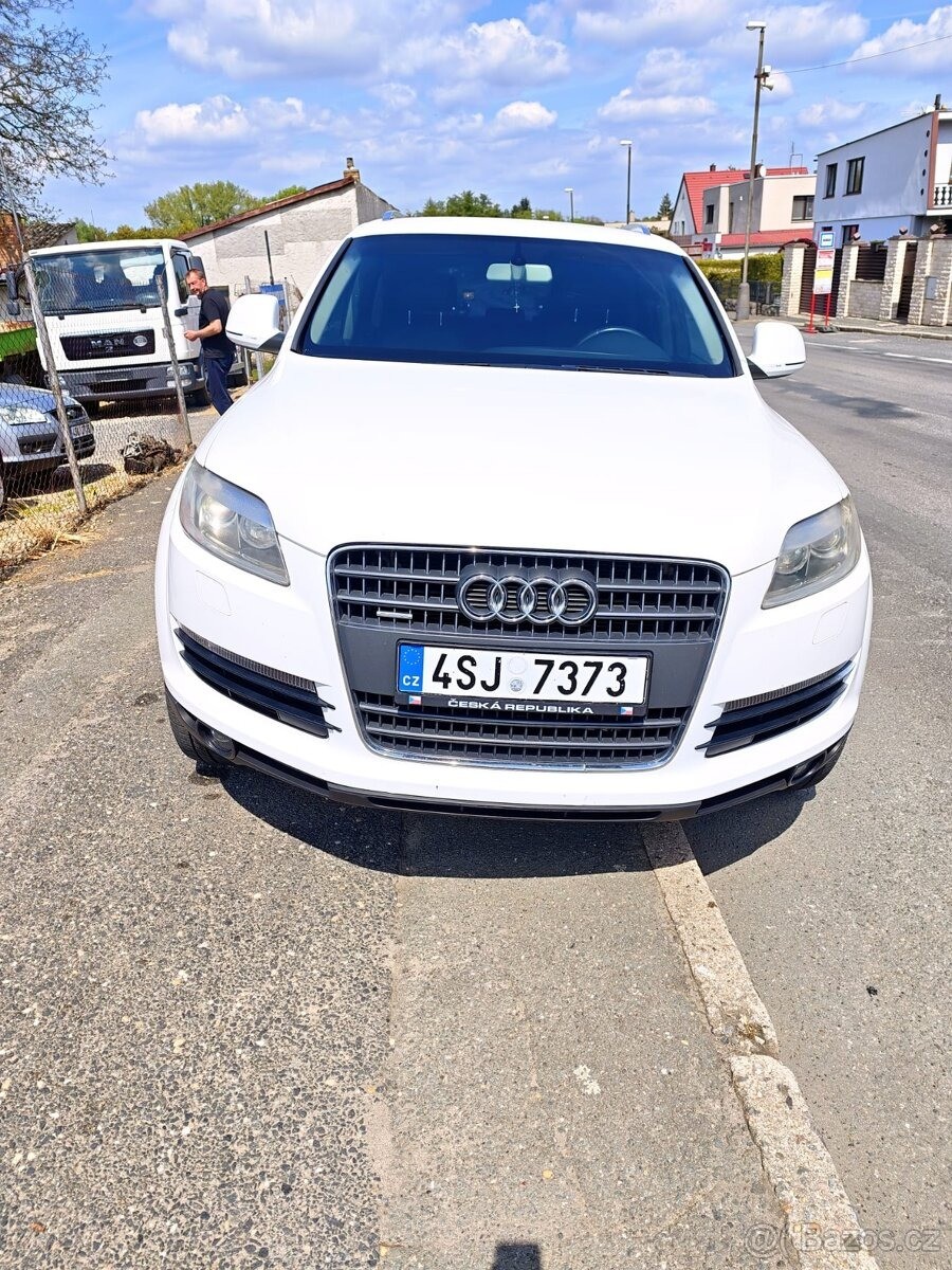 audi-q7 - 2