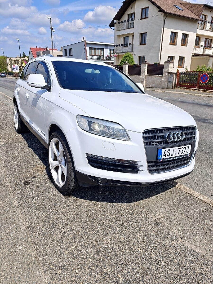 audi-q7 - 3